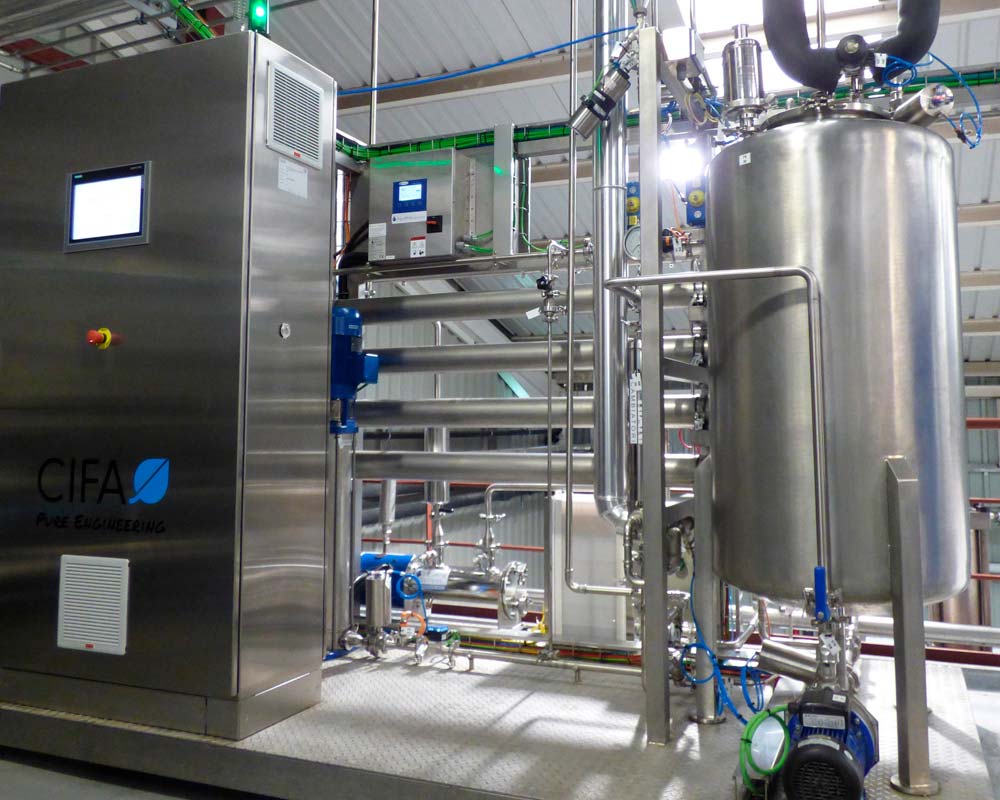Imagen de una planta de generación de agua purificada de CIFA Instalaciones 